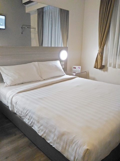 Red Planet Double Bed