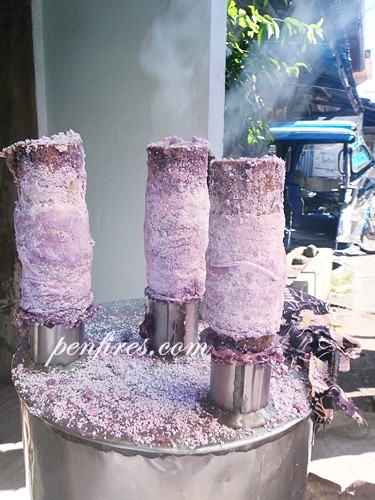 Cooking Puto Bumbong sa Pasko!