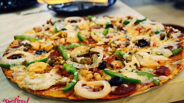 Big Flat Bread Godfather Pizza