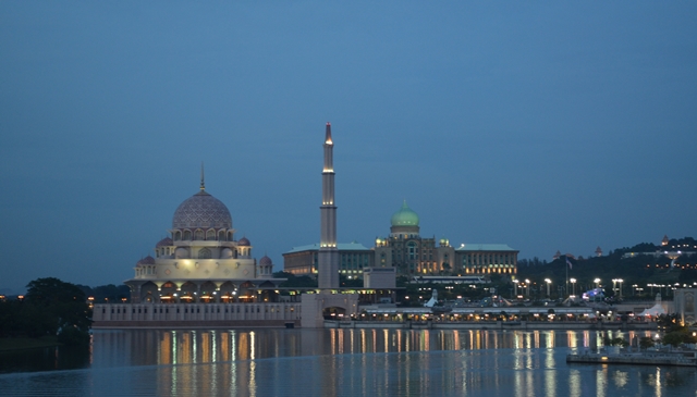 Masjid Putra or the Pink Mosque