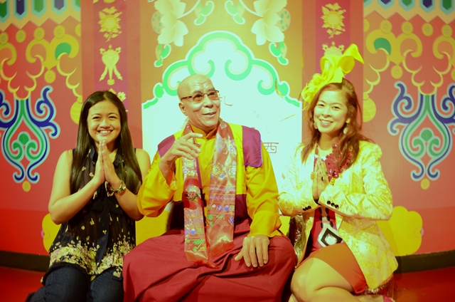 getting chummy with dalai lama