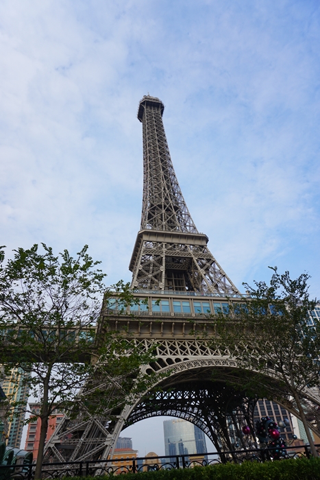 eiffel tower parisian macao